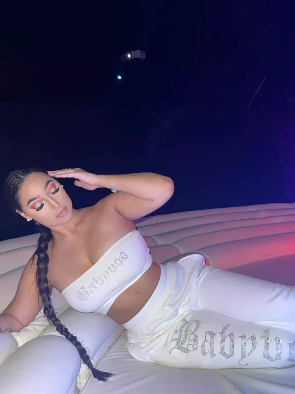 I have a confession: I want you. Like, right now. posted by PoliteSkate