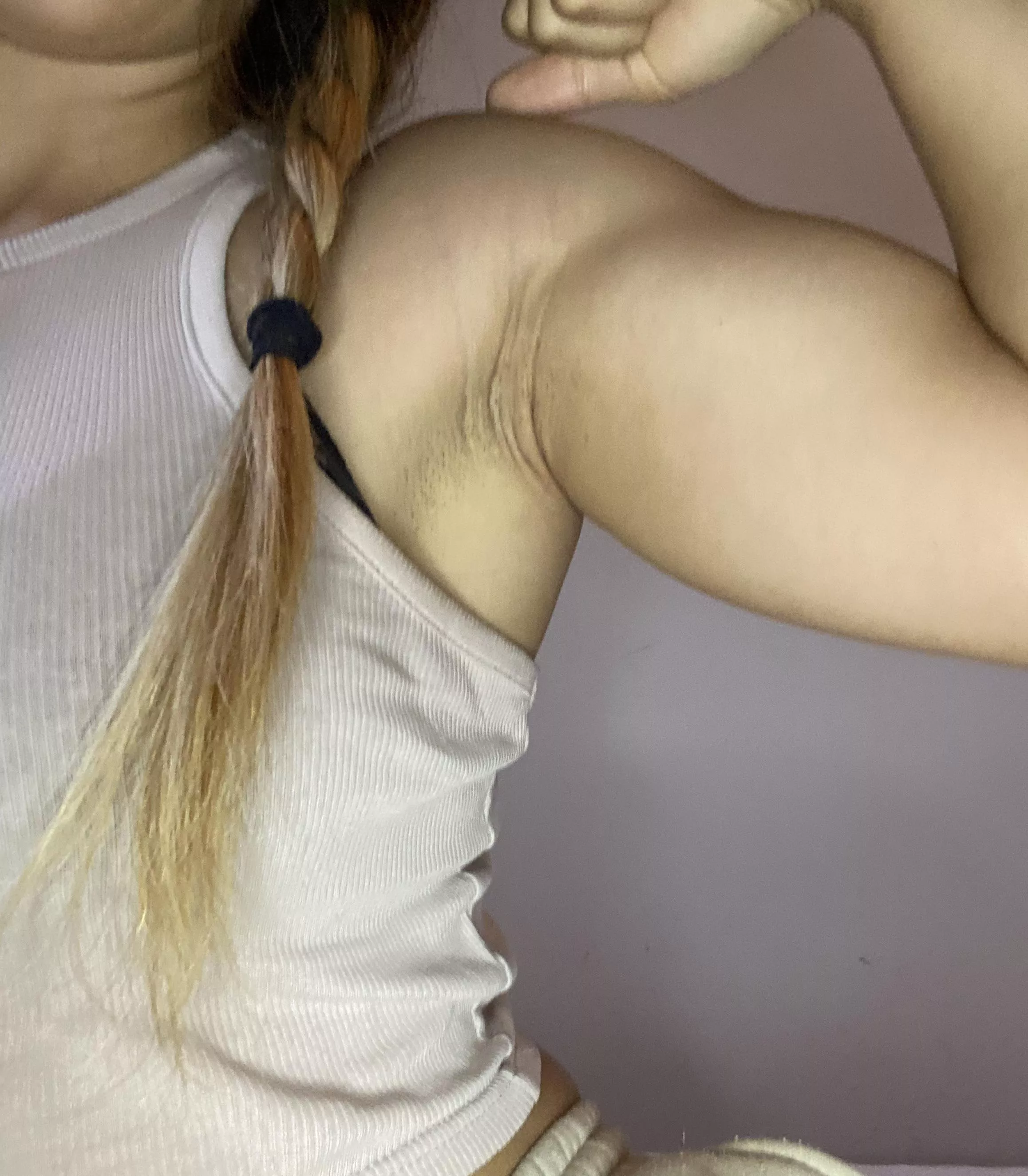 I hope you don’t mind gym girls armpit posted by annafitgirl