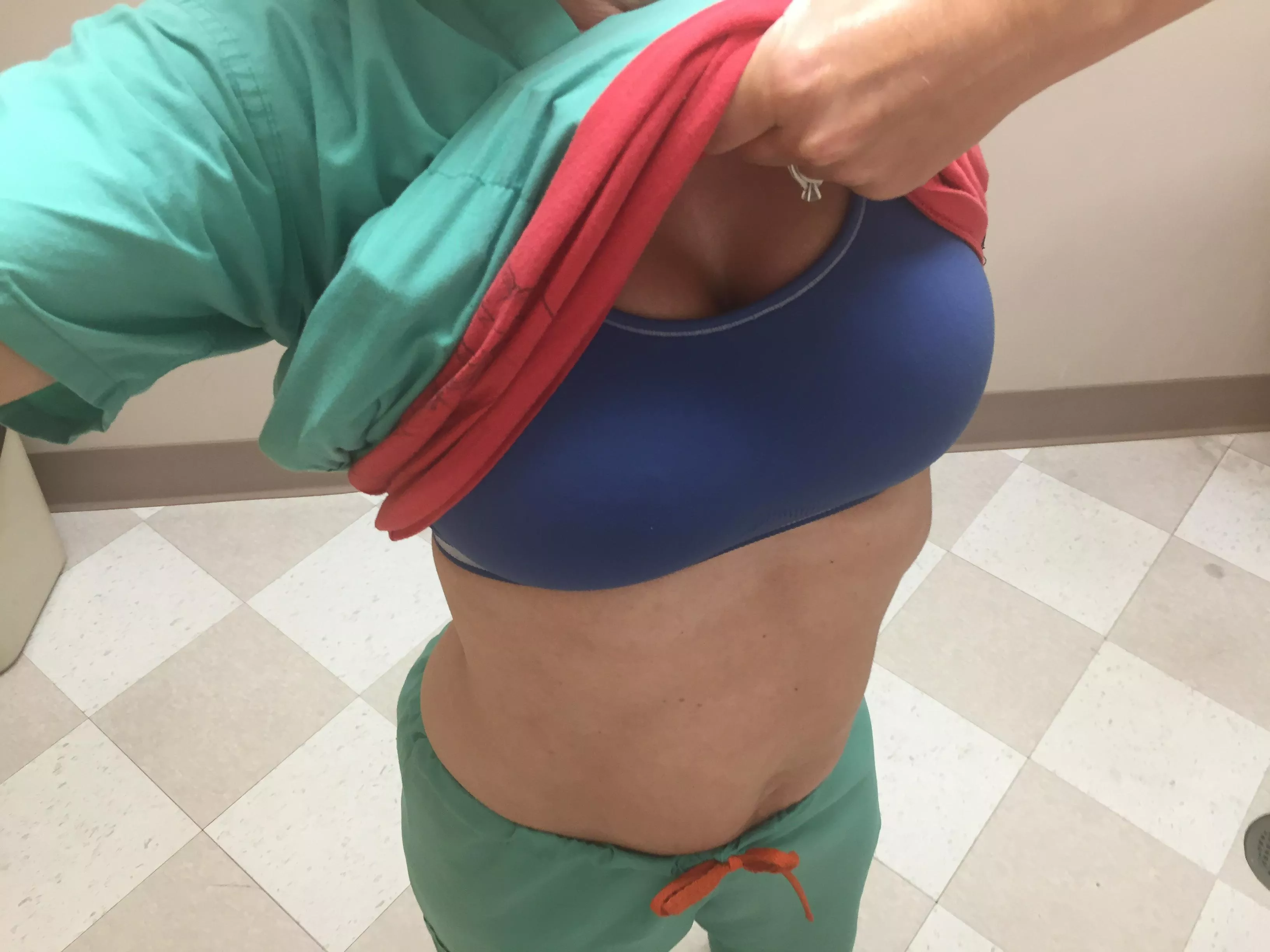 It’s hard to get the girls out with one hand. Sure could use some help! posted by hubsandwife80