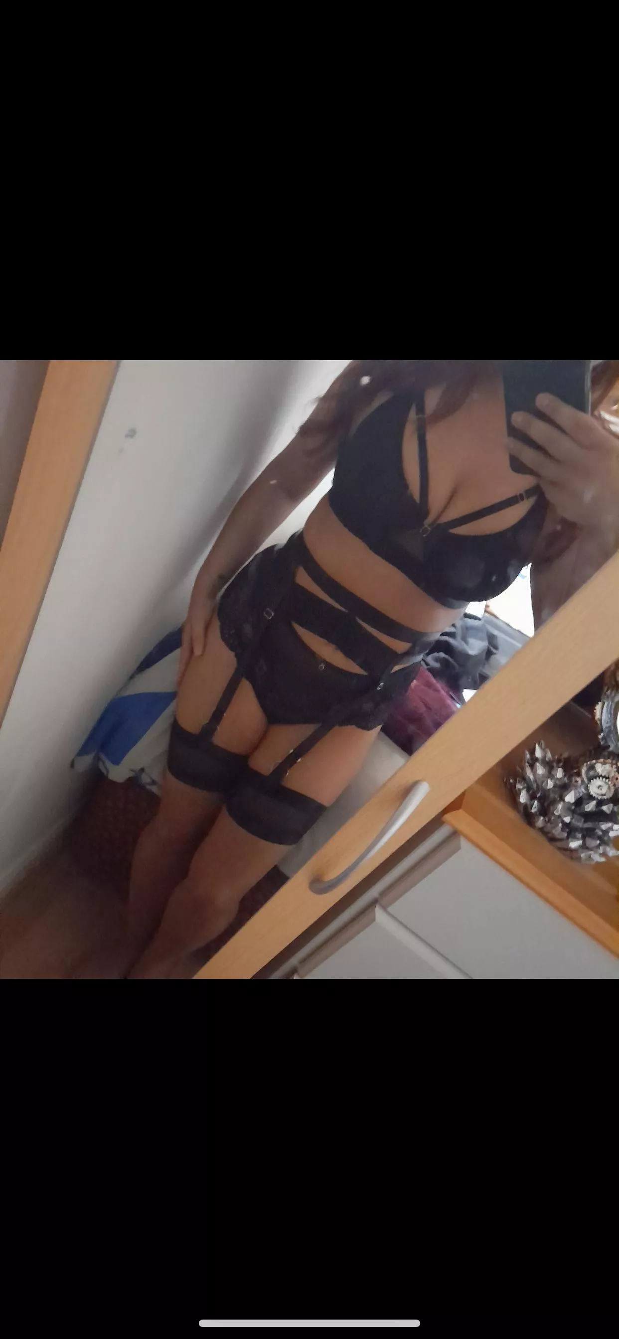 Kiss a ginger and keep the doctor away! 35F posted by TaintedRedMilf