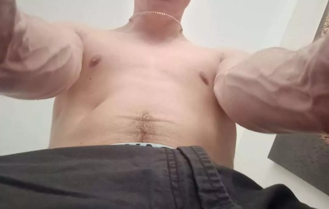 Looking down posted by yourdirtysecretman