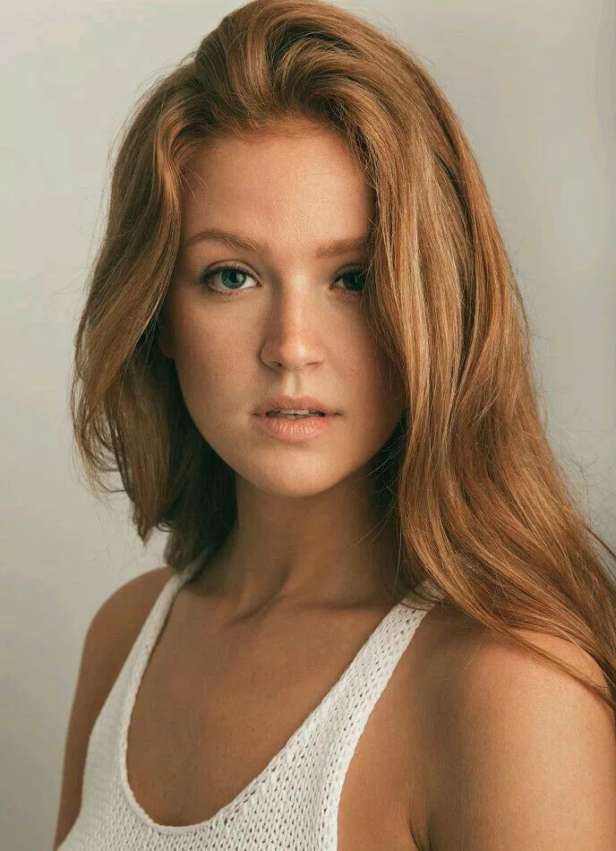 Maggie Geha posted by lavendercamomile