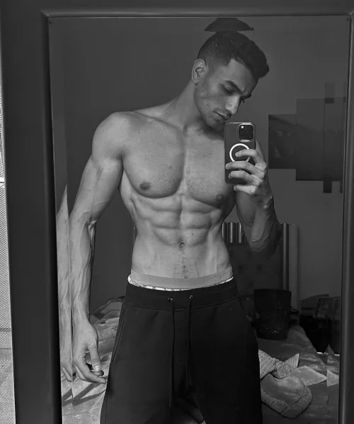 Now who wants to touch them by ZookeepergameFluid84