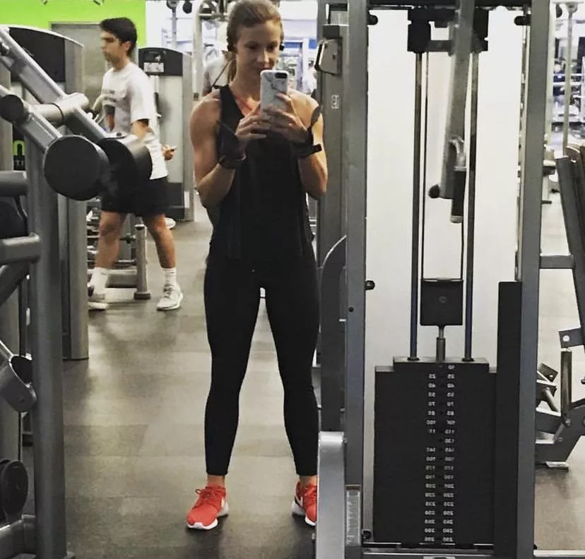 (oc) session 2 of the day. Don’t DM me unless you’re doing captions, tribs, or somewhat interesting please. Otherwise you’ll be blocked :) posted by PostingMyGymProgress