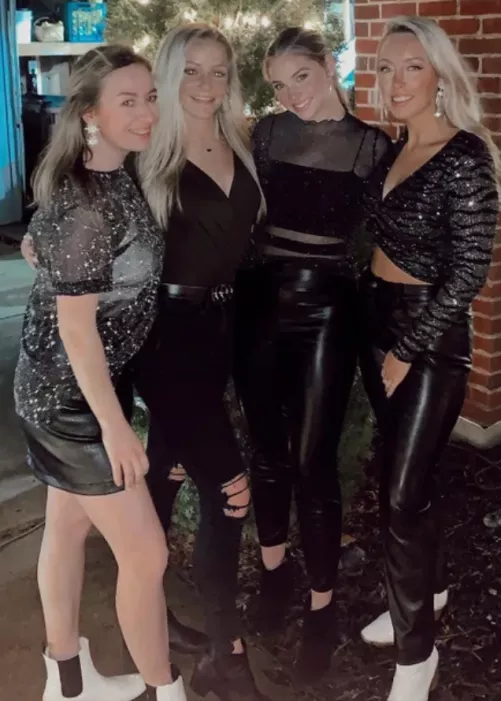 ⚫ outfits by Chaturbater1