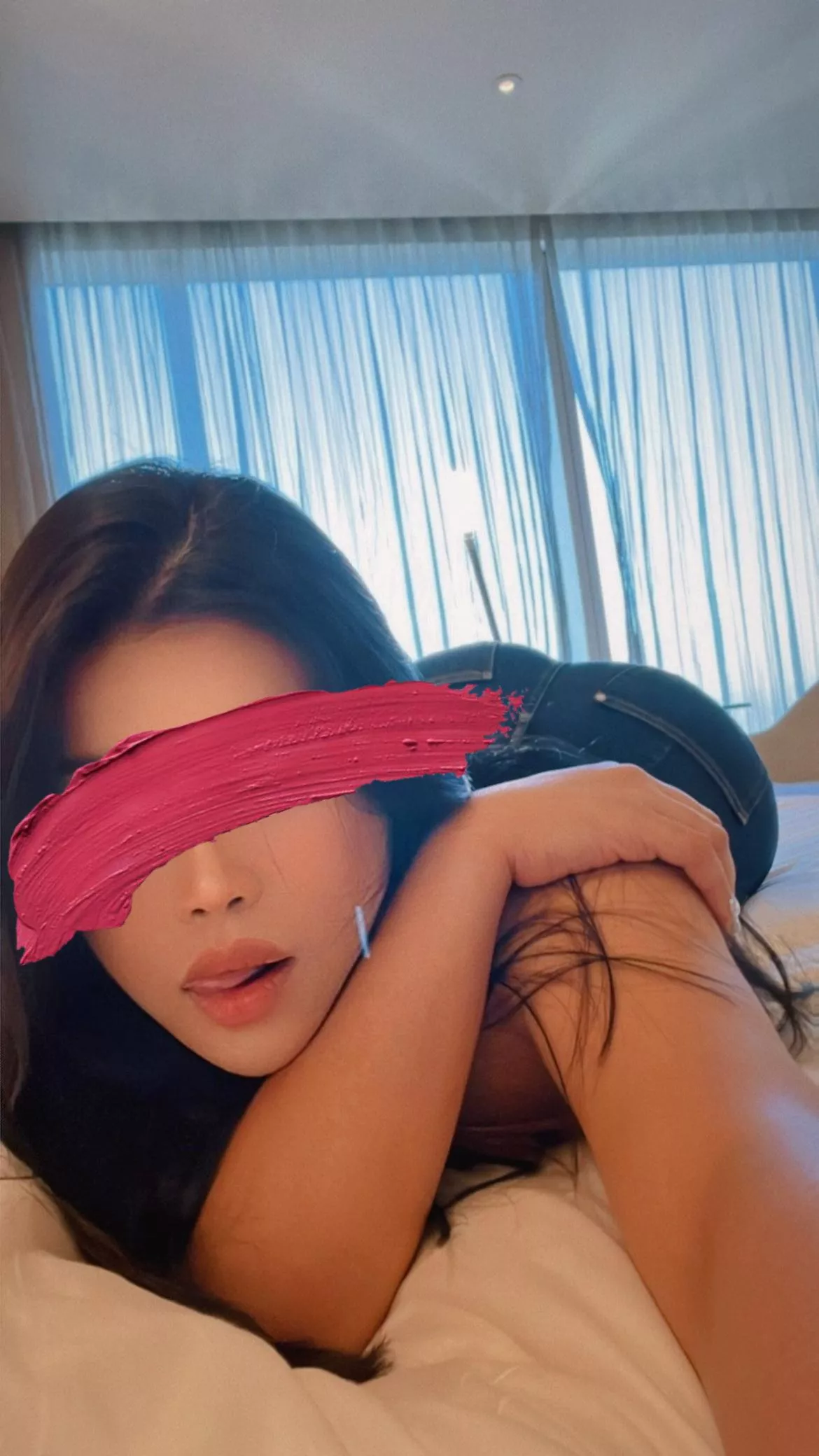 POV: I'm grabbing your dic...tionary. [F]or a richer vocabulary. But also - pls cum on my jeans. 😆 posted by SugarEternale