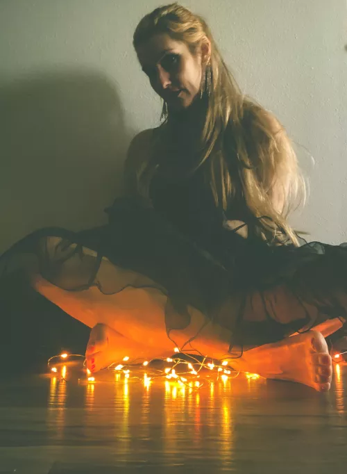 Sillage: (n) the scent that lingers in air; the trail left in water; the impression made in space after something or someone has been and gone; the trace of someone’s perfume by Aishadahava