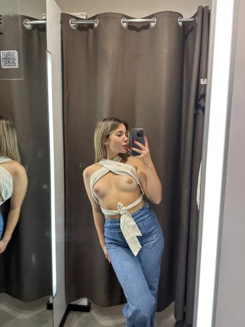 Small enough to fuck everywhere by sweet_sun_