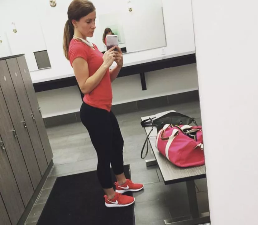 The gym is cold, my nipples are hard, but my outfit is on point posted by PostingMyGymProgress