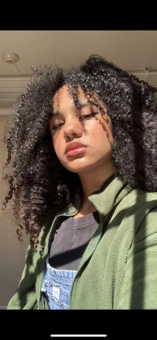 The sun kisses my skin perfectly by brazybivy