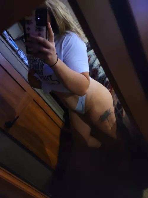 thong Thursday I'd my favorite day of the week😘 but you can bet I won't be wearing one tonight 👿 by Pipeliner31