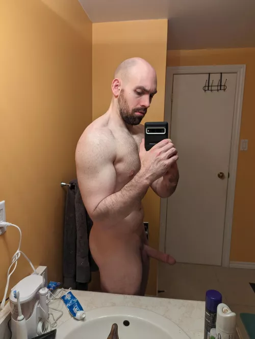 Upvote if you'd go to the gym with me by gatorshark921