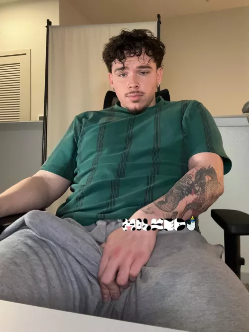 use me please by milkedj