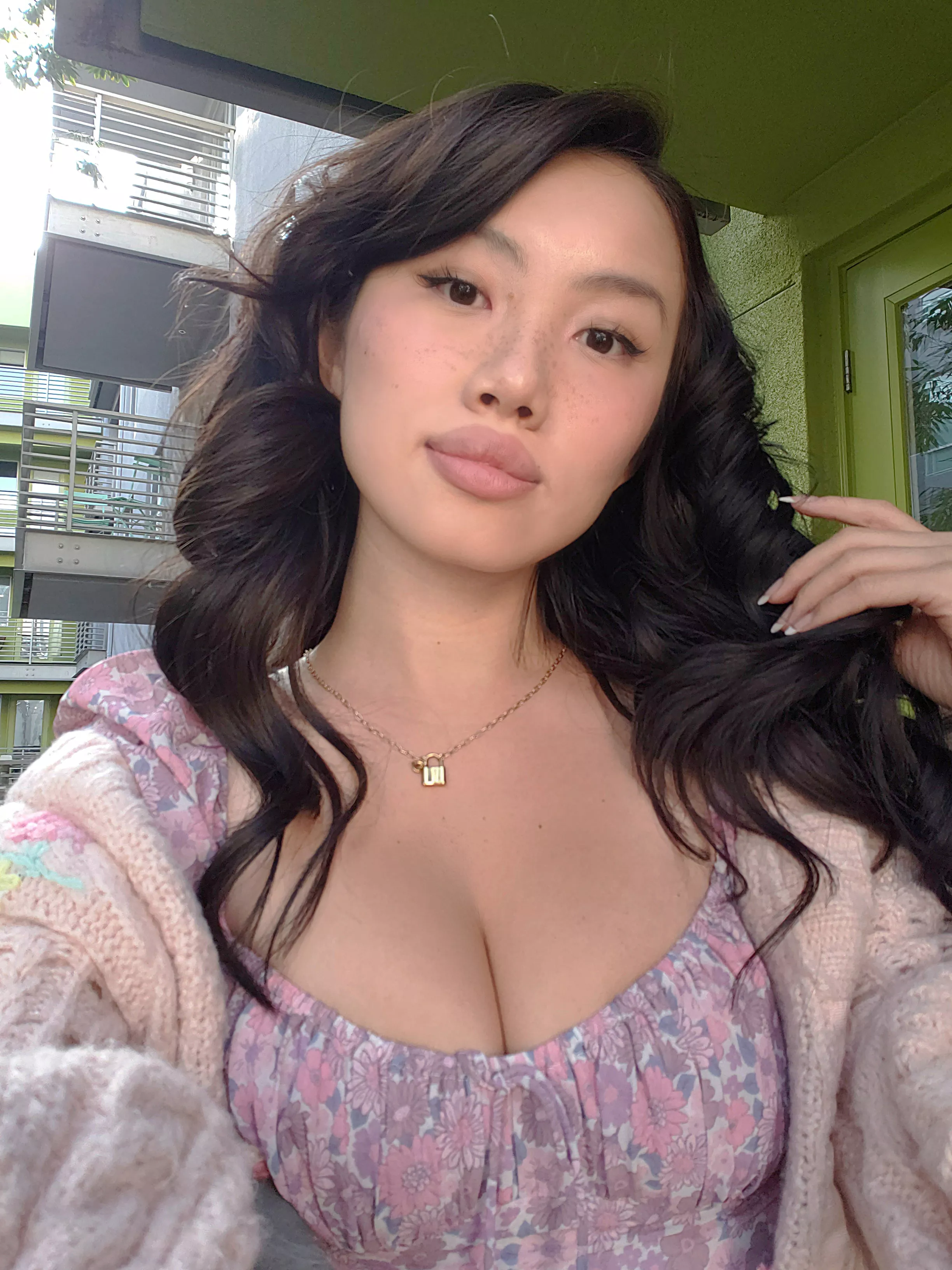 Voluptuous posted by a_teb89