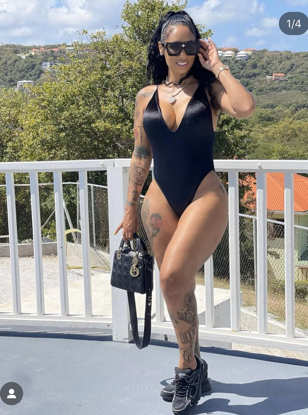 Who has her posted by Bright-Caterpillar10