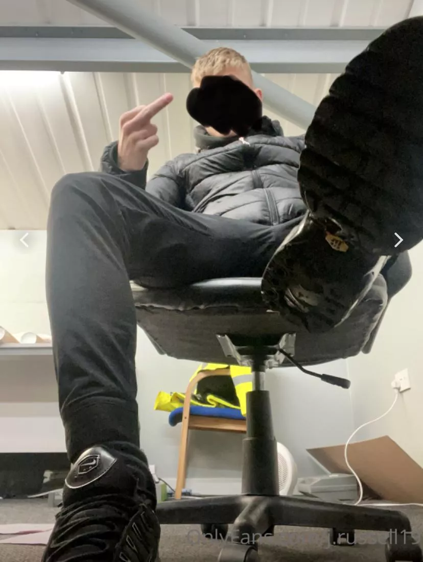 Who's ready to serve a real proper scally!? Need some cash pigs. posted by ThePerfectSlong