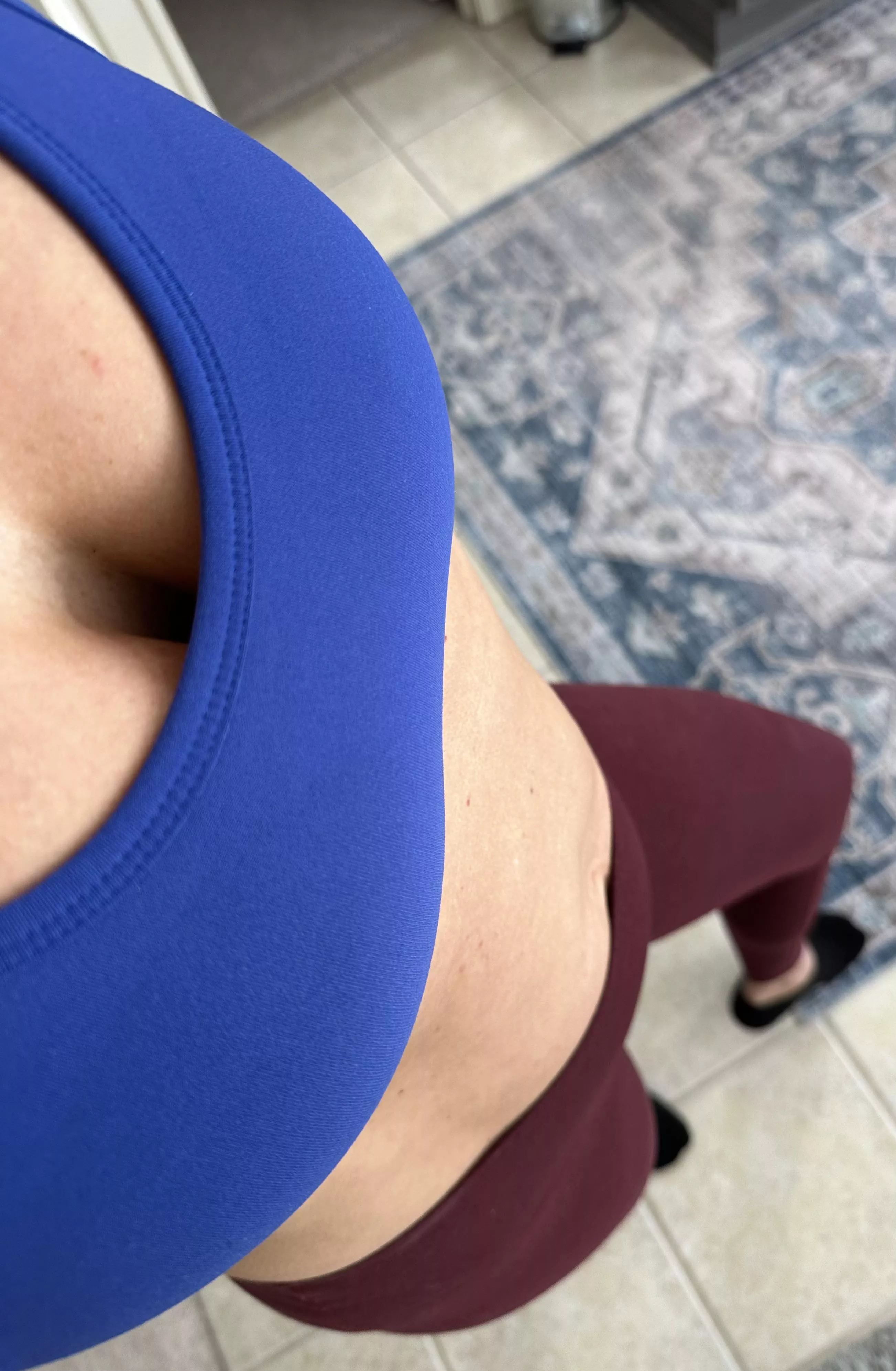 Would you come over and spot me?[F42] posted by hubsandwife80