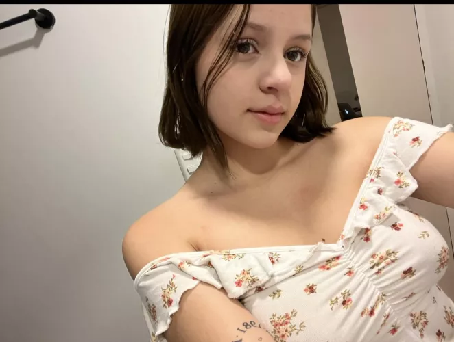 Your little girl wanna play 😋 by EvaBonnet