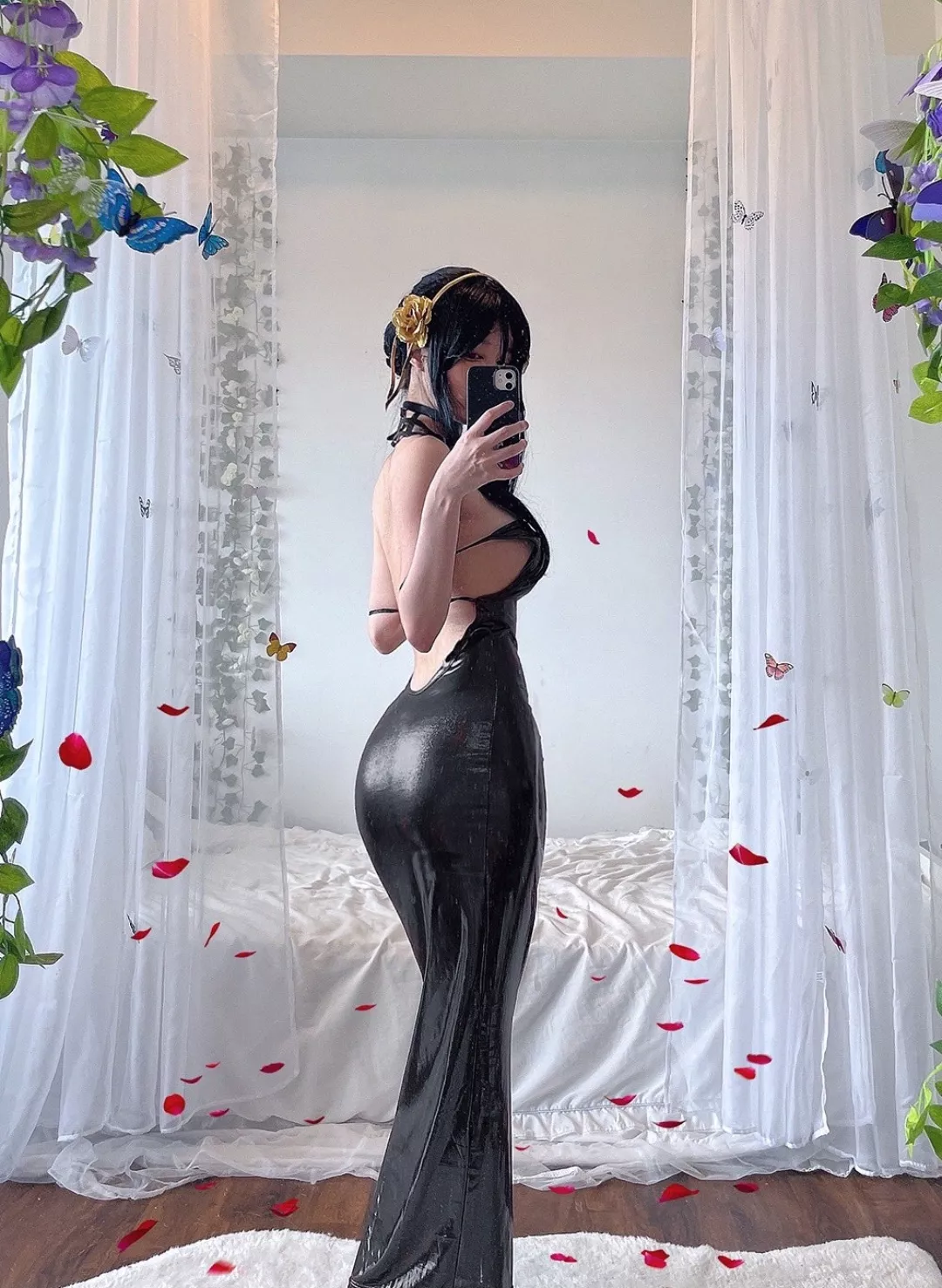 Black dress Yor Forger by me posted by Danyellamogi