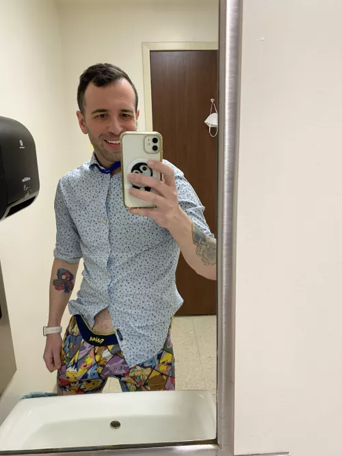 Bored and horny at work. DMs encouraged [31] by TrevLaBev