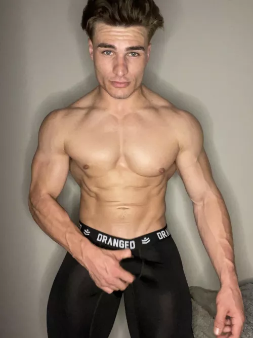 Can’t be contained by risingbatman