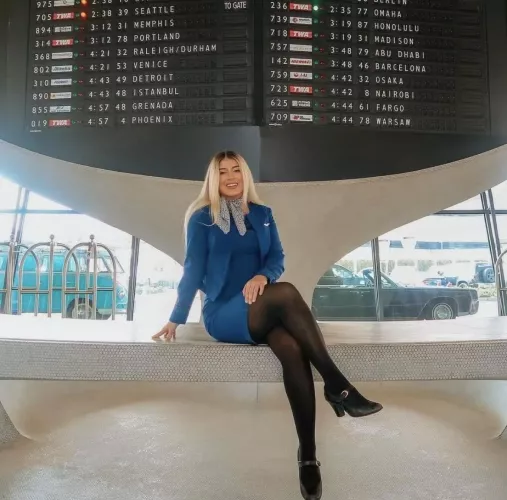 Catch flights, not feelings by arrayoutofbounds