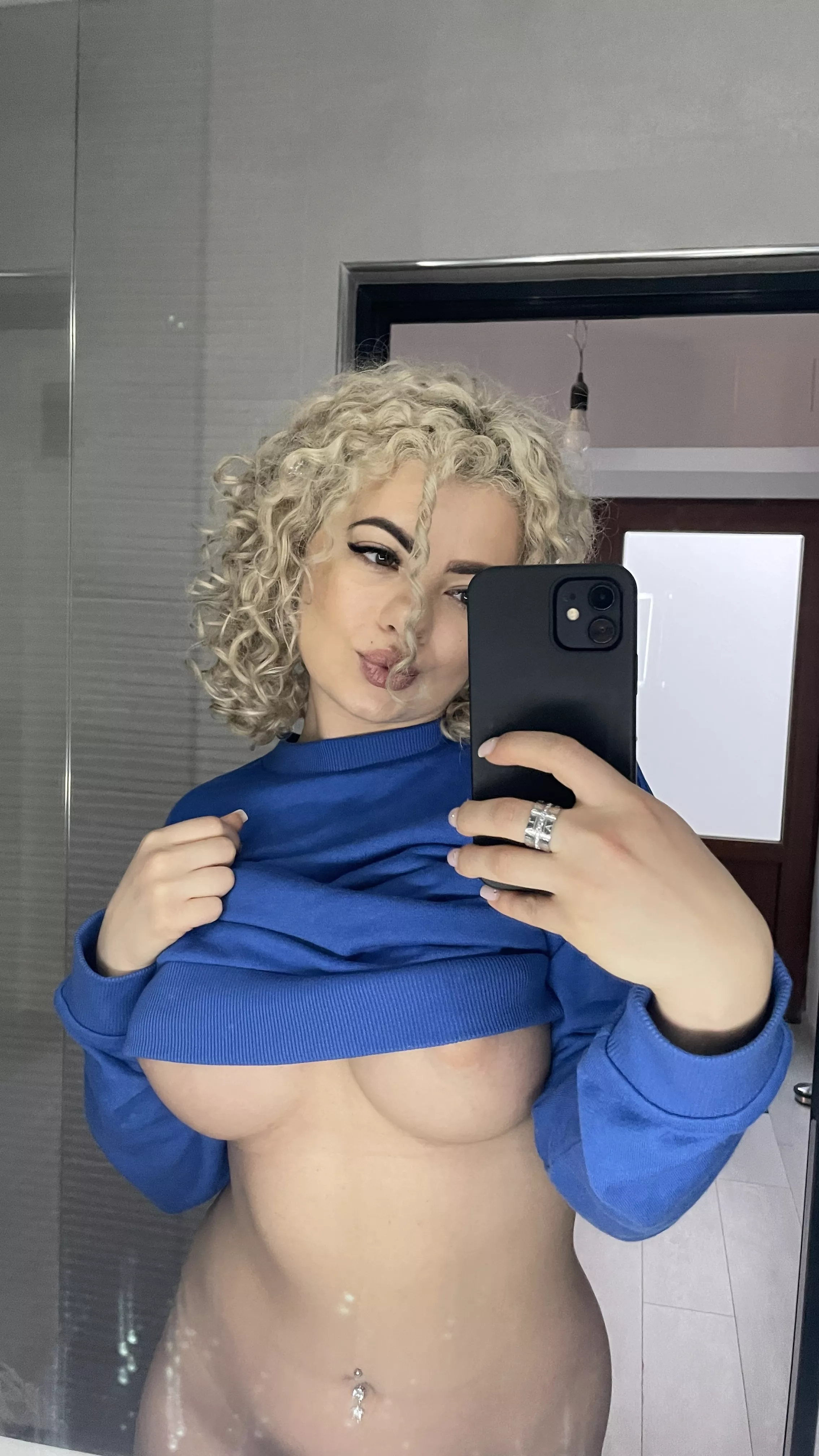 Good day from me and my girls posted by Gigiperrin