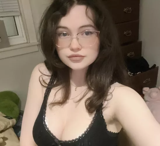 Good evening to all the glasses enjoyers by octohazard