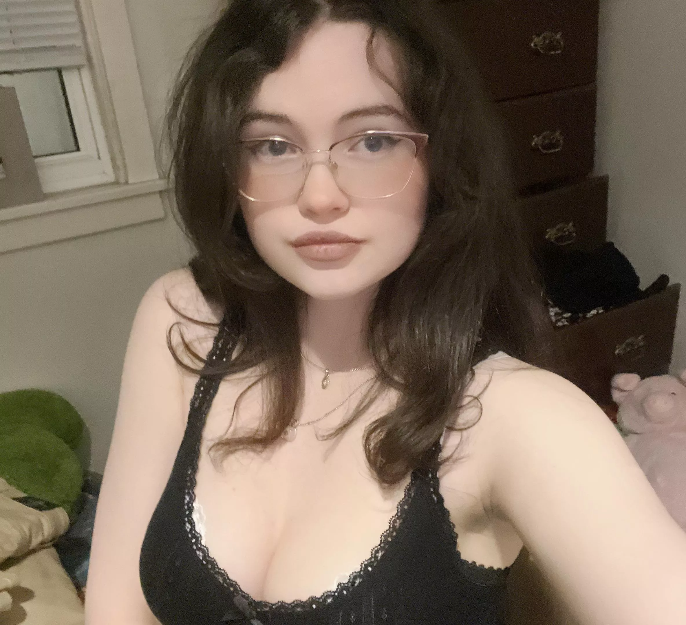 Good evening to all the glasses enjoyers posted by octohazard