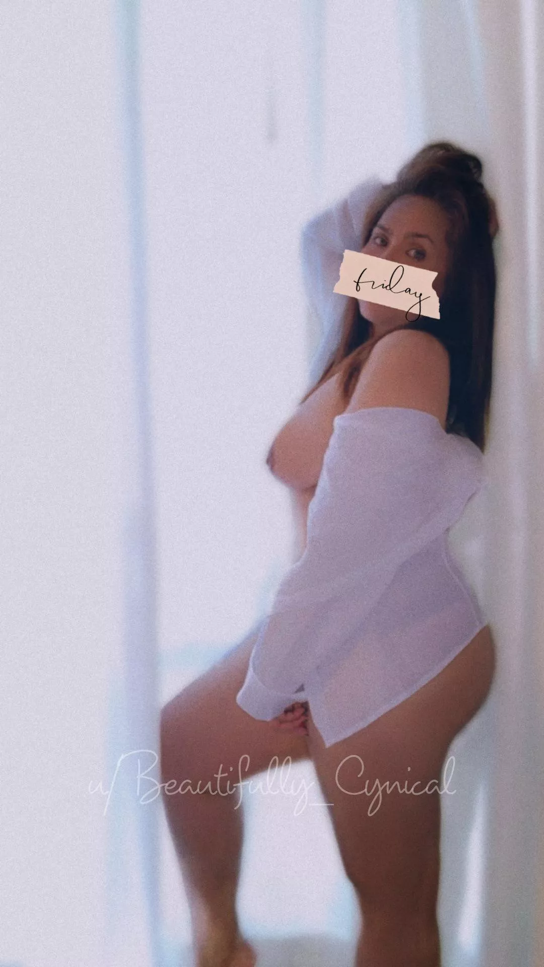 Good morning! TGI(F)! 💋 posted by Beautifully_Cynical