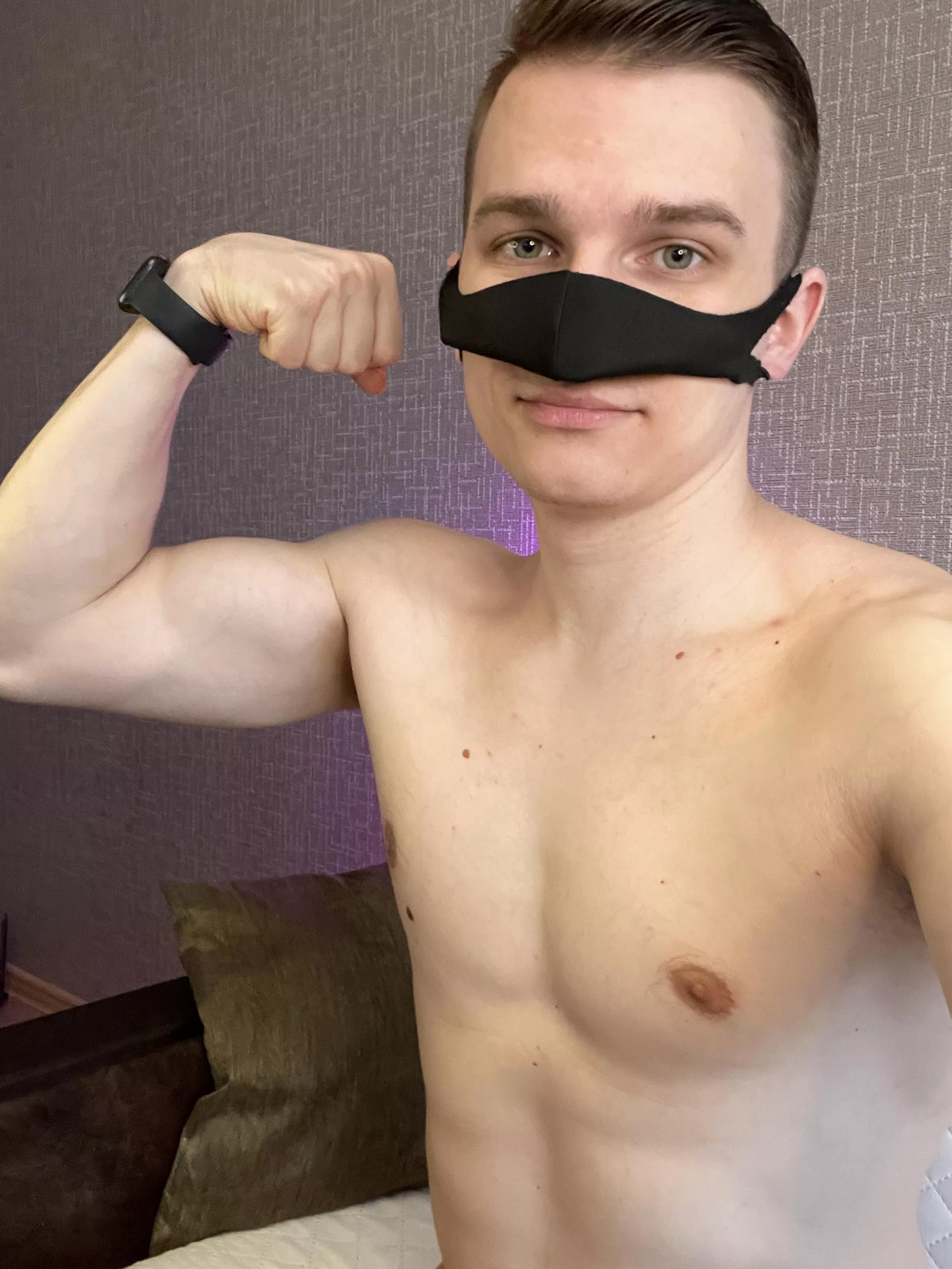 Hey guys posted by ladisexyboy