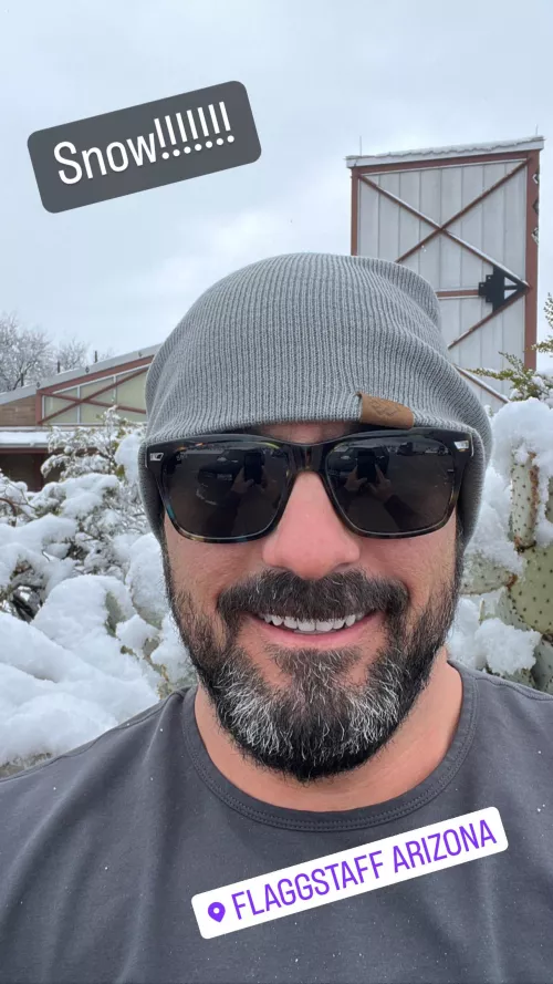 Hi Bros!! by Hergayhub