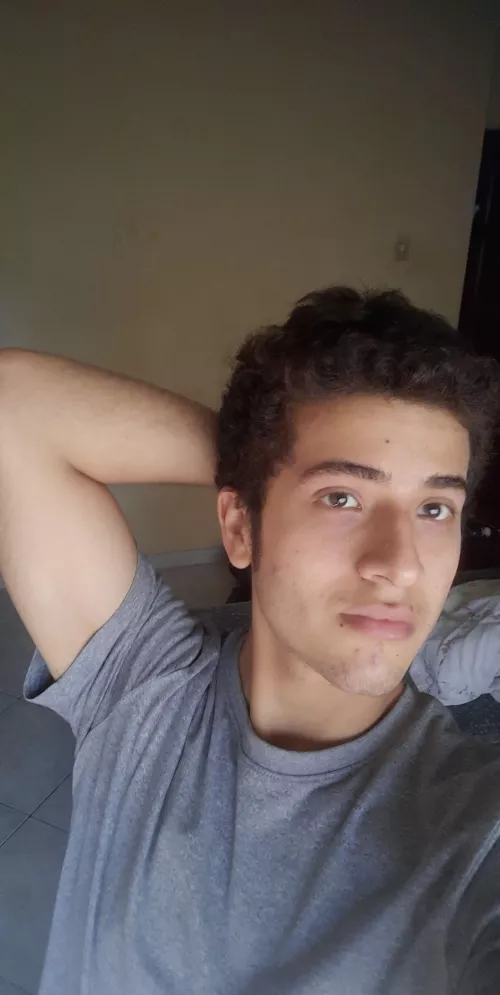 Hi ! by Intelligent-Mud-1386