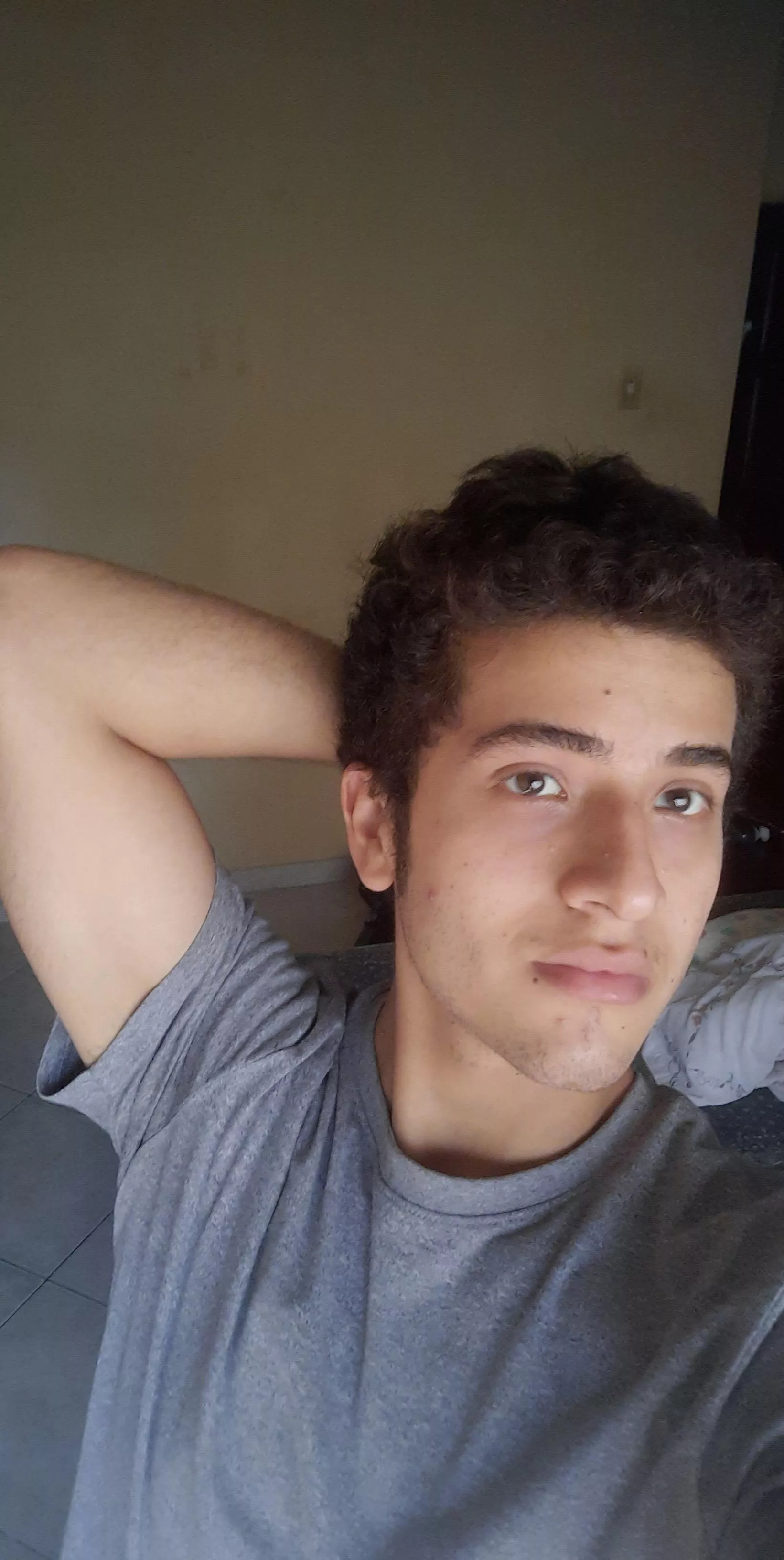 Hi ! posted by Intelligent-Mud-1386