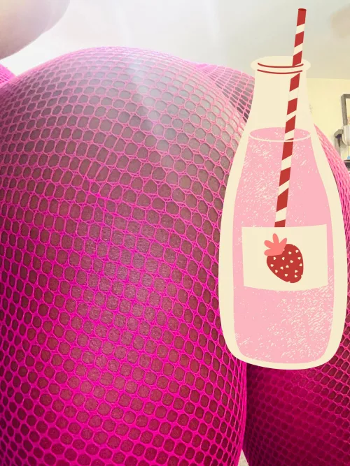 I have the chocolate and the strawberries, who have the white milk? by Sinna_B