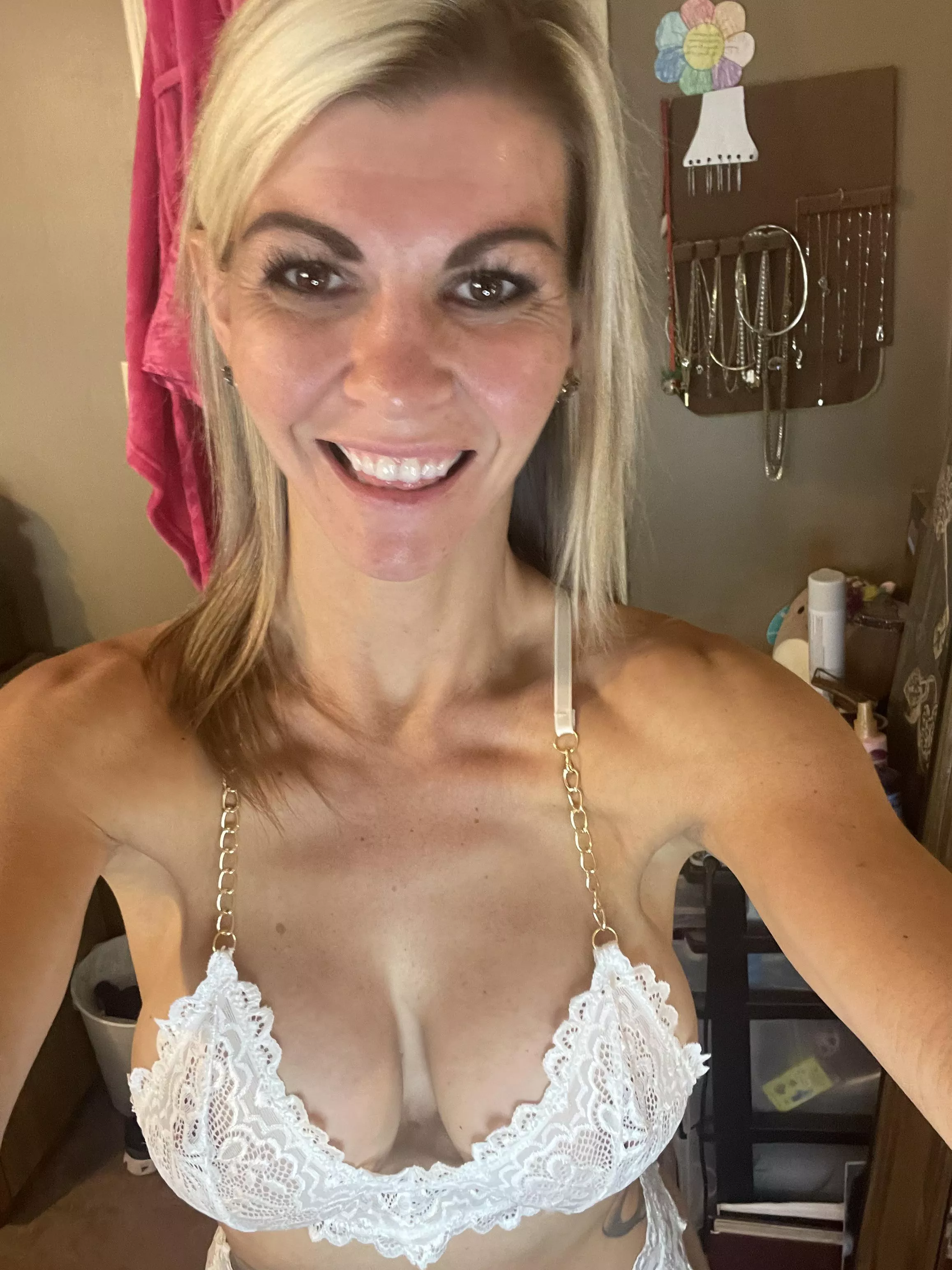 I might be the MILF wet dreams are made of…….. posted by fitnesswife1983