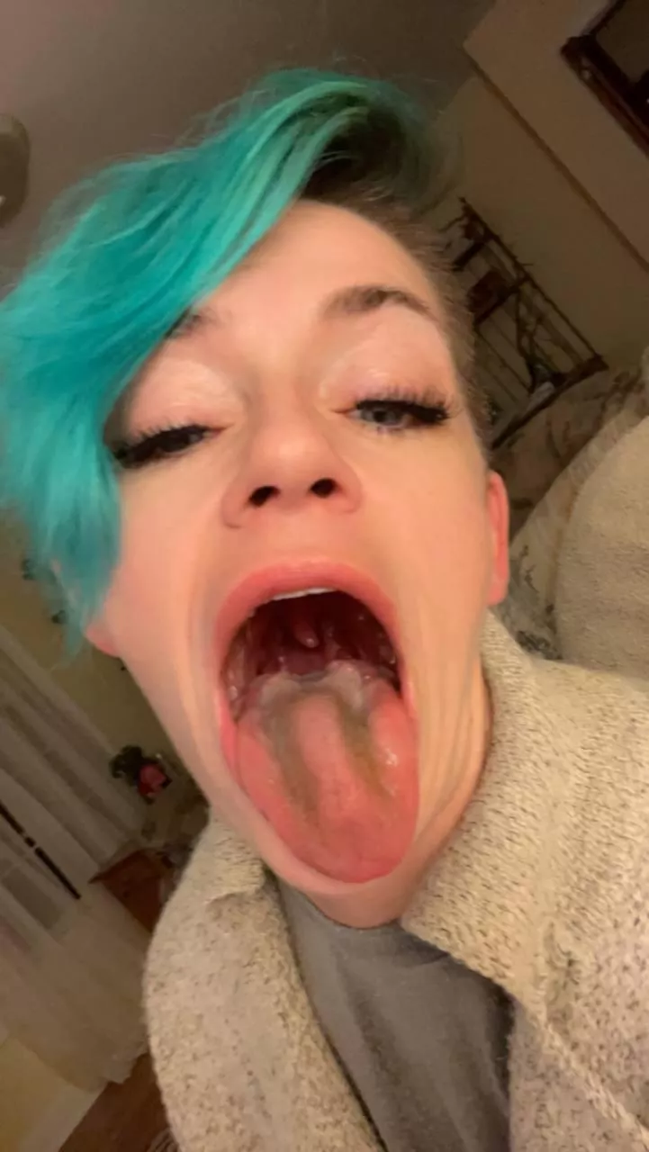 I swallow everything posted by SashaSins555