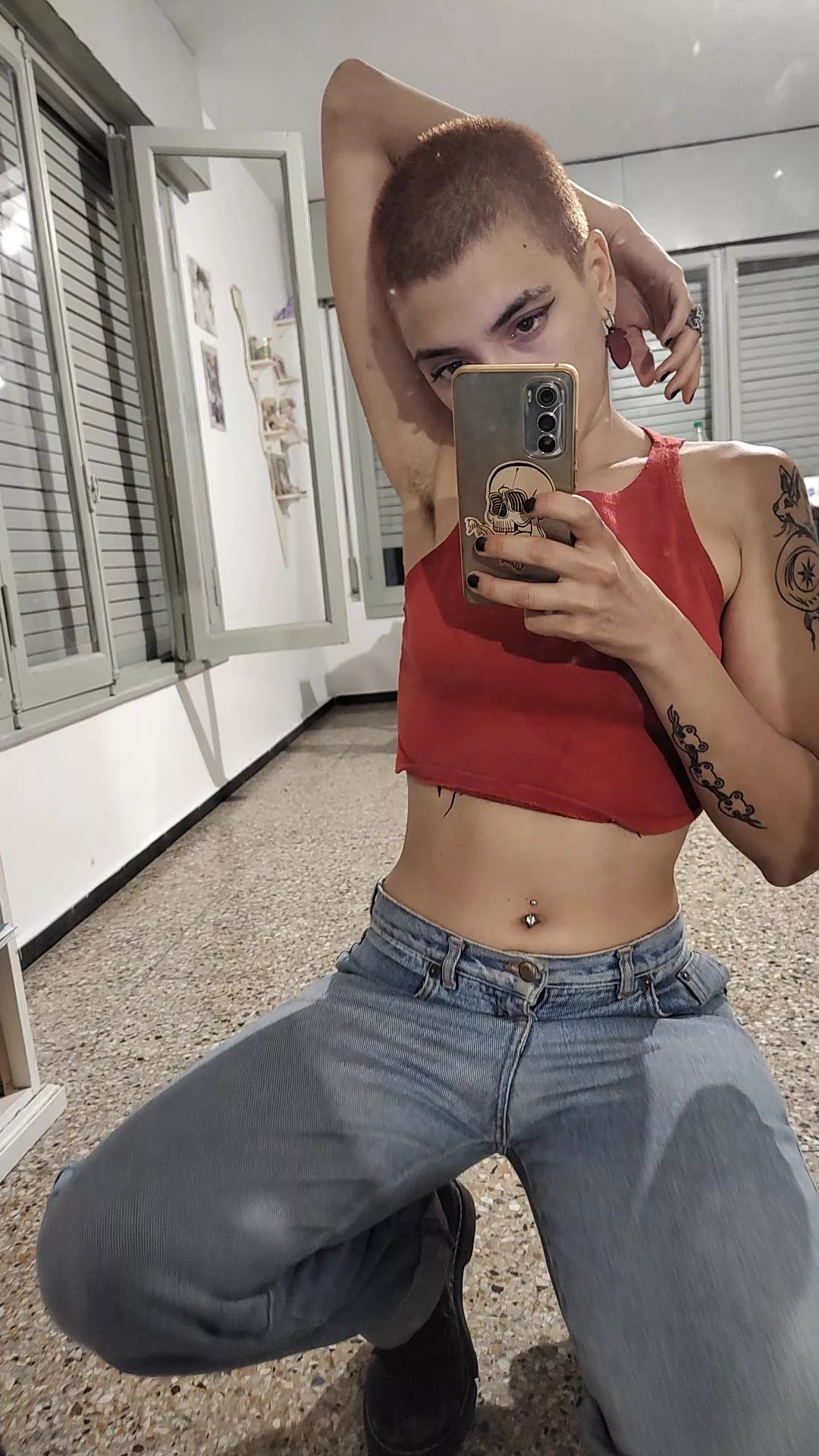 Kiss my armpit posted by esmeralda_420