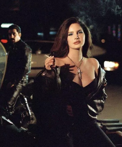 Lana Del Rey by sarrasgatti