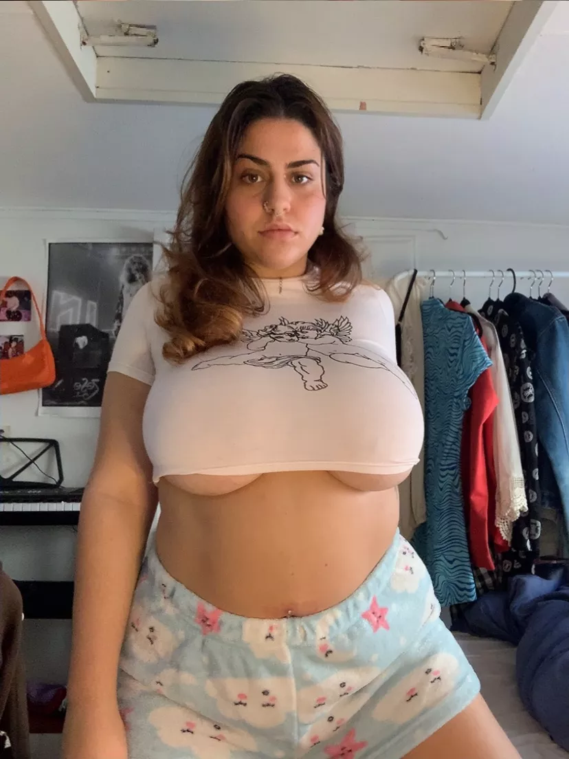 let me know if you can handle their size ;) posted by UpwardCanine