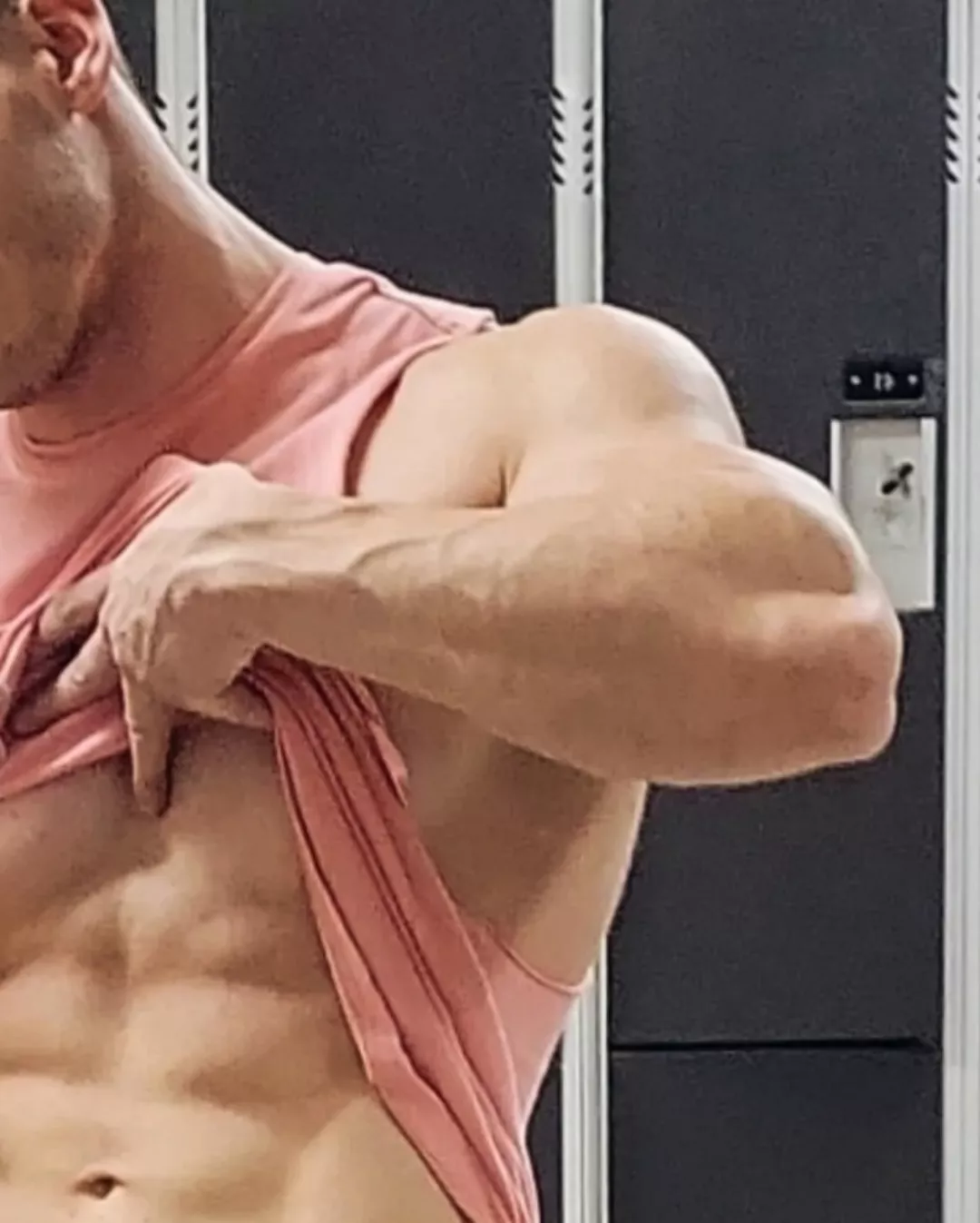 Like this one 😏💪🏼 ? posted by John_fitness91