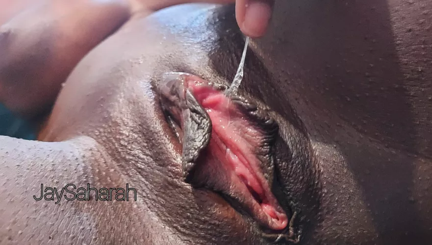 Please rate my pussy by JaySaharah2