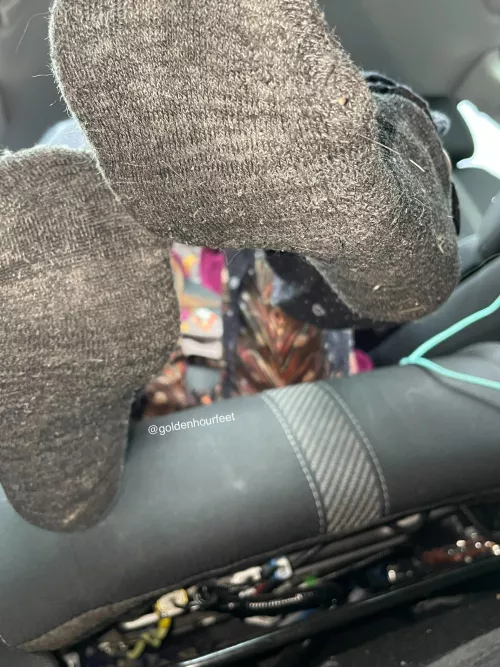 POV you’re under my feet smelling my socks😜 [selling] by goldenhourfeet