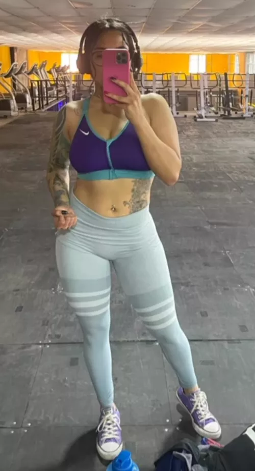 Sexy Star got a phattie ❤ by kingOVhell88