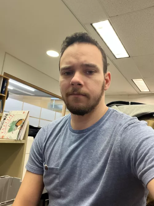 So bored at work. Need some distractions. Wanna chat? by jackness_monster