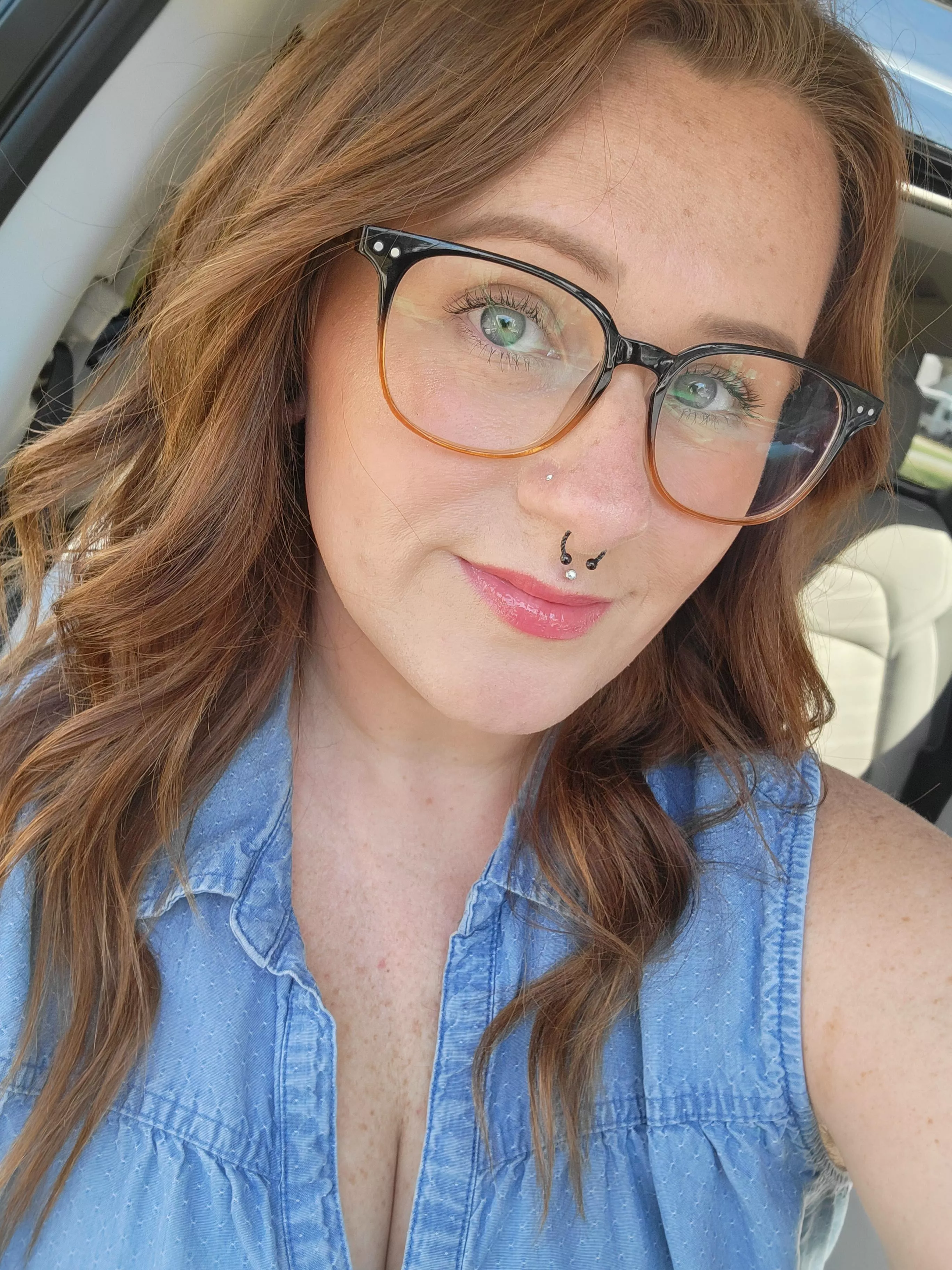 Sunshine makes me smile! 🌞 posted by YardLazy9547