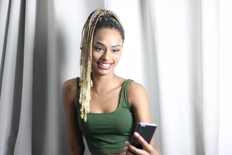 There's something irresistible about a woman who knows how to rock green tank top by eududarosa