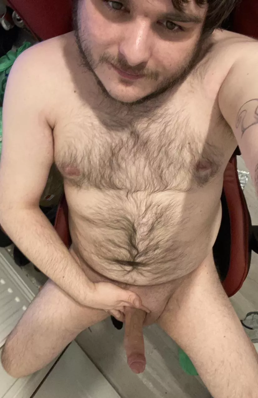 Wanna take a thicc dudes virginity? posted by TheMVP94