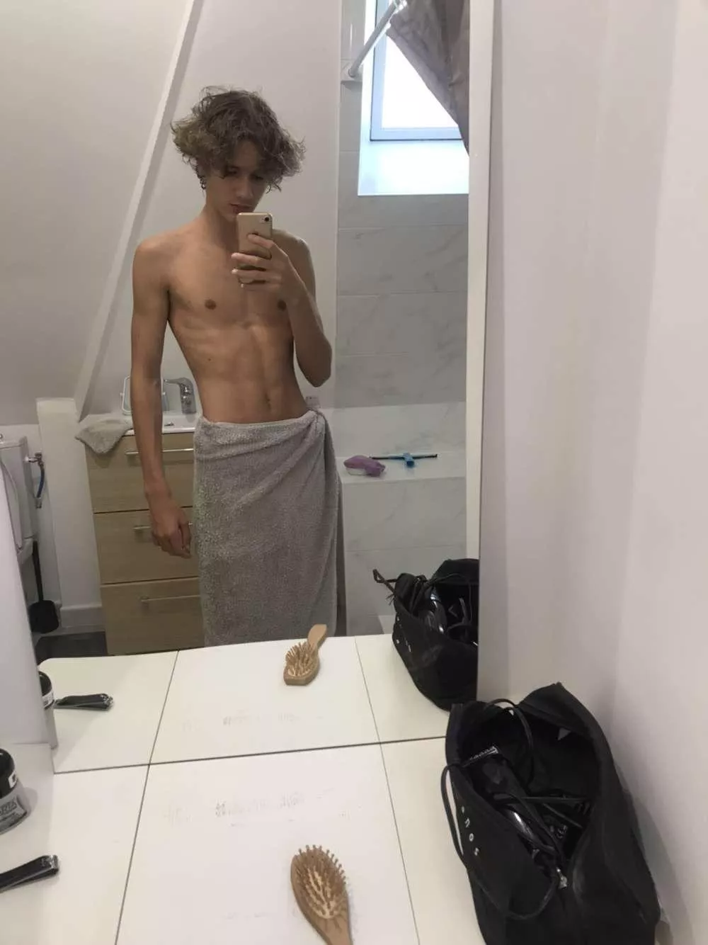 what do u think? posted by Euphoriazs