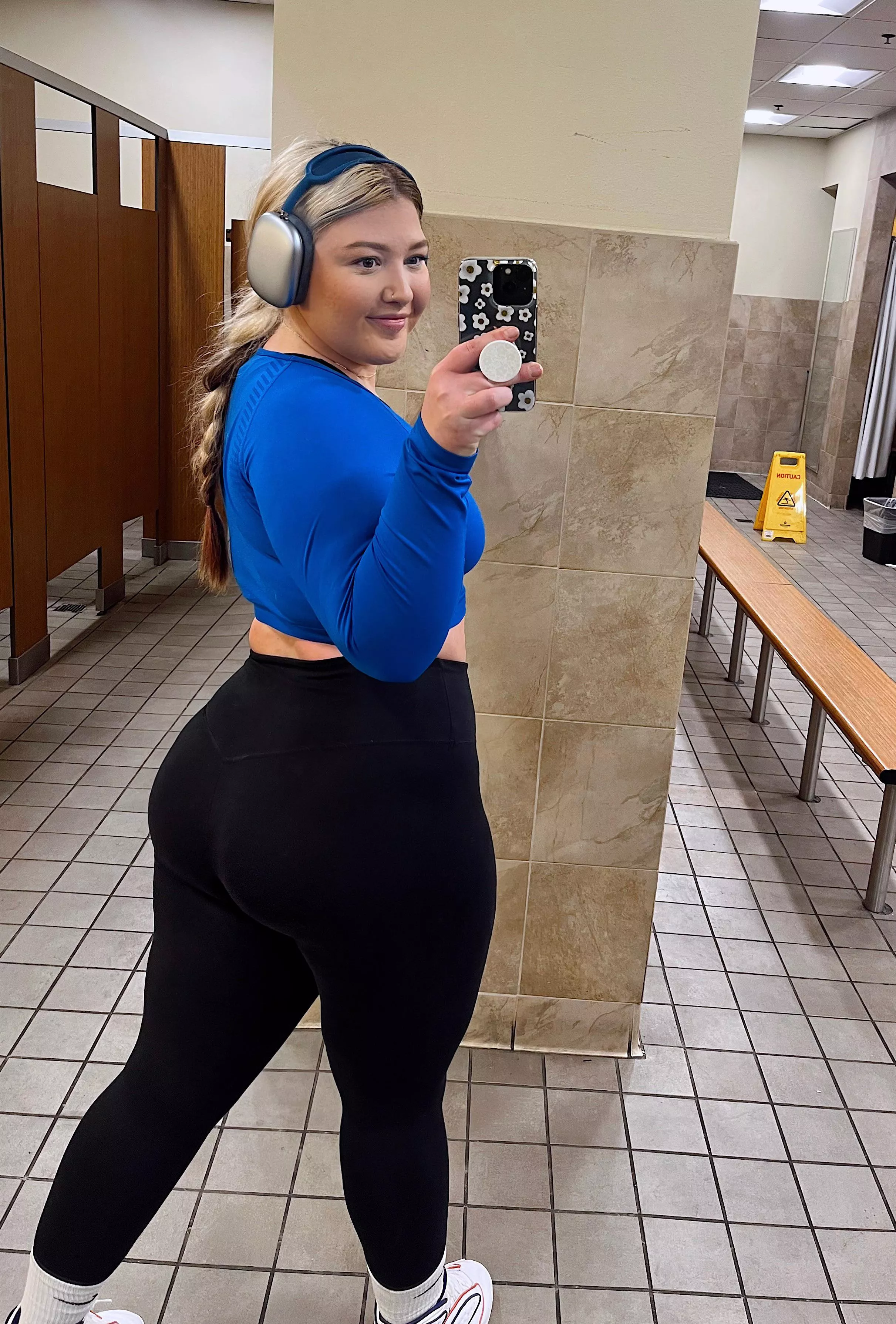 Your fav gym pawg posted by demibleu
